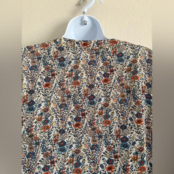Rose + Olive Floral Boho Blouse 2x - Picture 8 of 11
